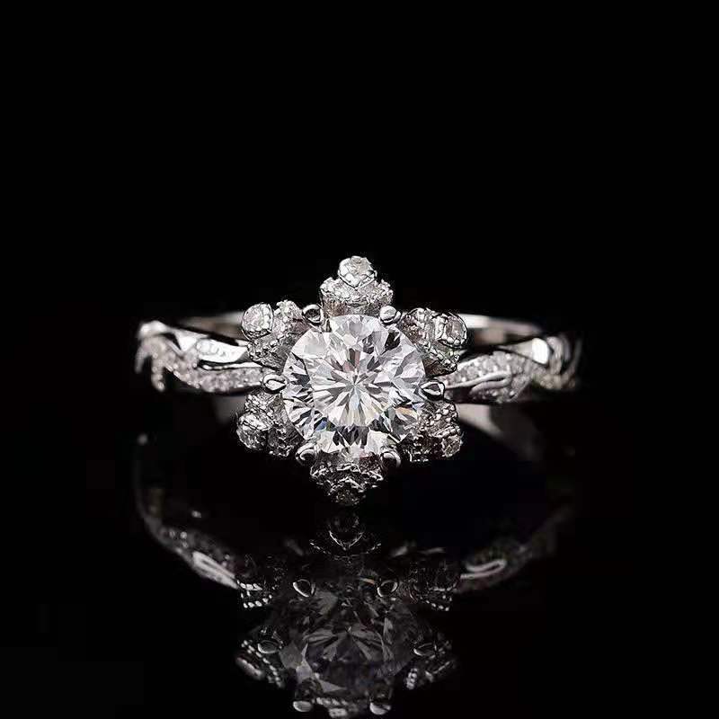 Romantic First Snow Diamond Ring