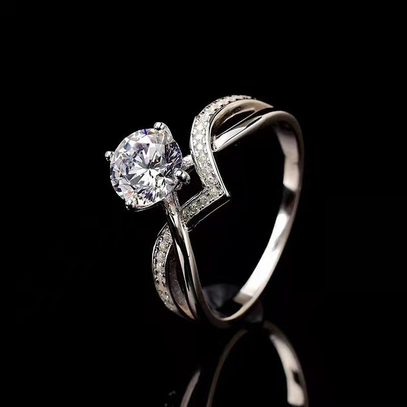 Venus Crest Diamond Ring
