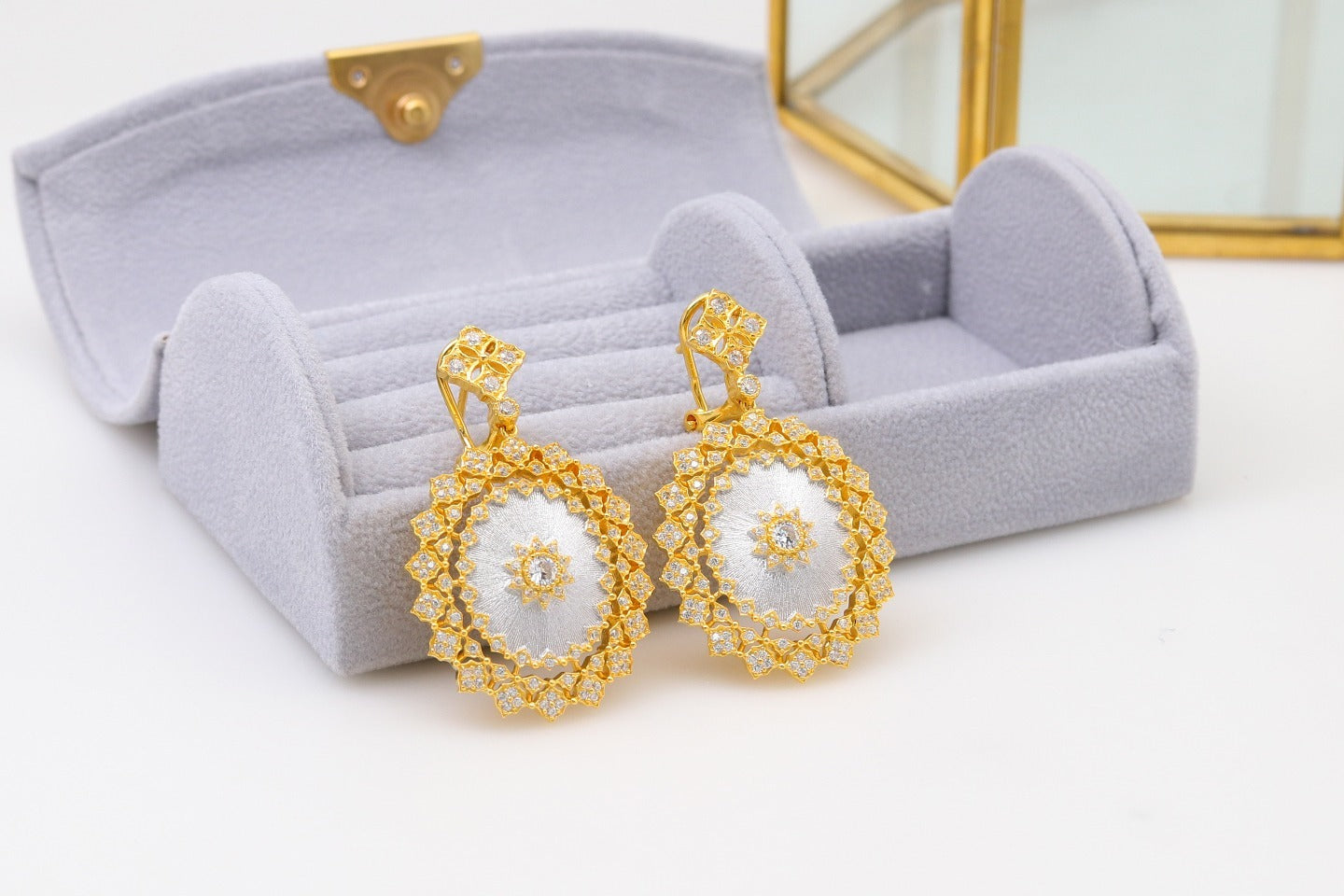 Renaissance Vintage Glow Earrings