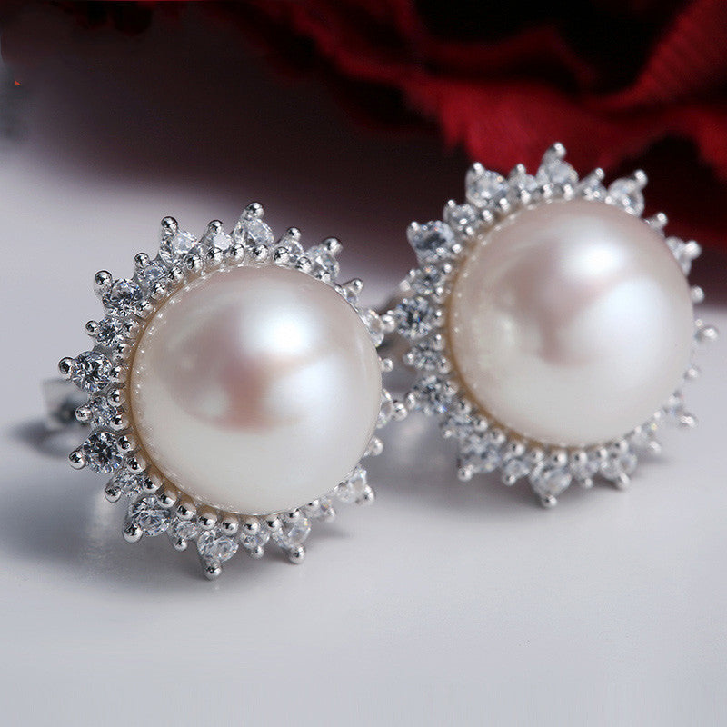Aphrodite Freshwater Pearl Diamond Earrings
