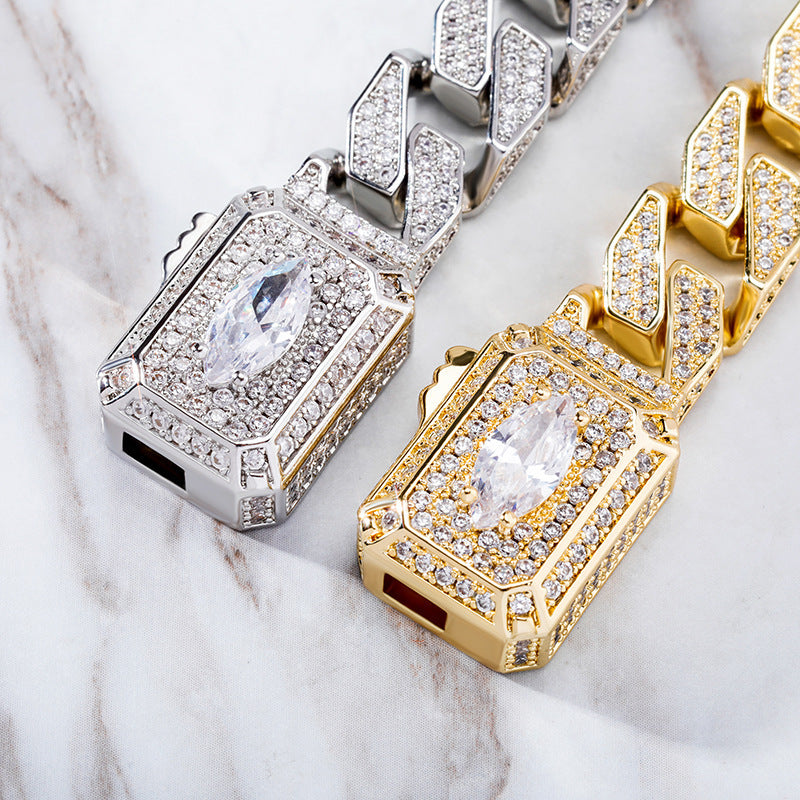 Regal Spark Buckle Chain Full Zircon Diamond Bracelet