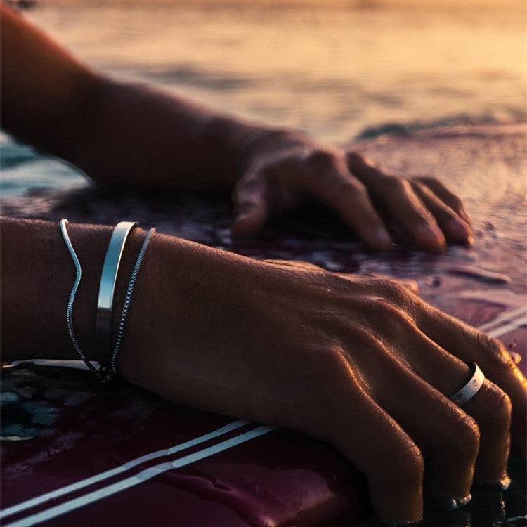 personliga armband och silverarmband
