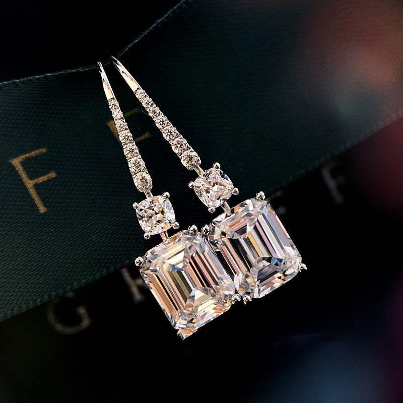 Grand Juliette Long Diamond Earrings