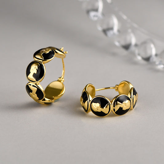 Victorian Crest Queen Earrings